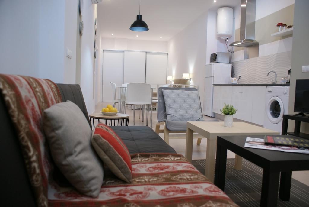 Apartamentos La Estacion M&S Αλμπαθέτε Δωμάτιο φωτογραφία