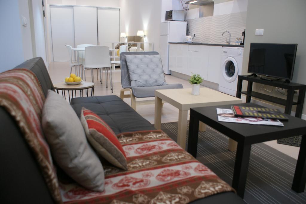 Apartamentos La Estacion M&S Αλμπαθέτε Δωμάτιο φωτογραφία