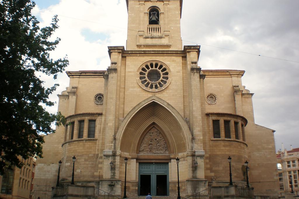 Apartamentos La Estacion M&S Αλμπαθέτε Δωμάτιο φωτογραφία